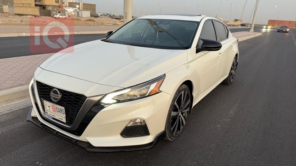 نیسان ئەلتیما